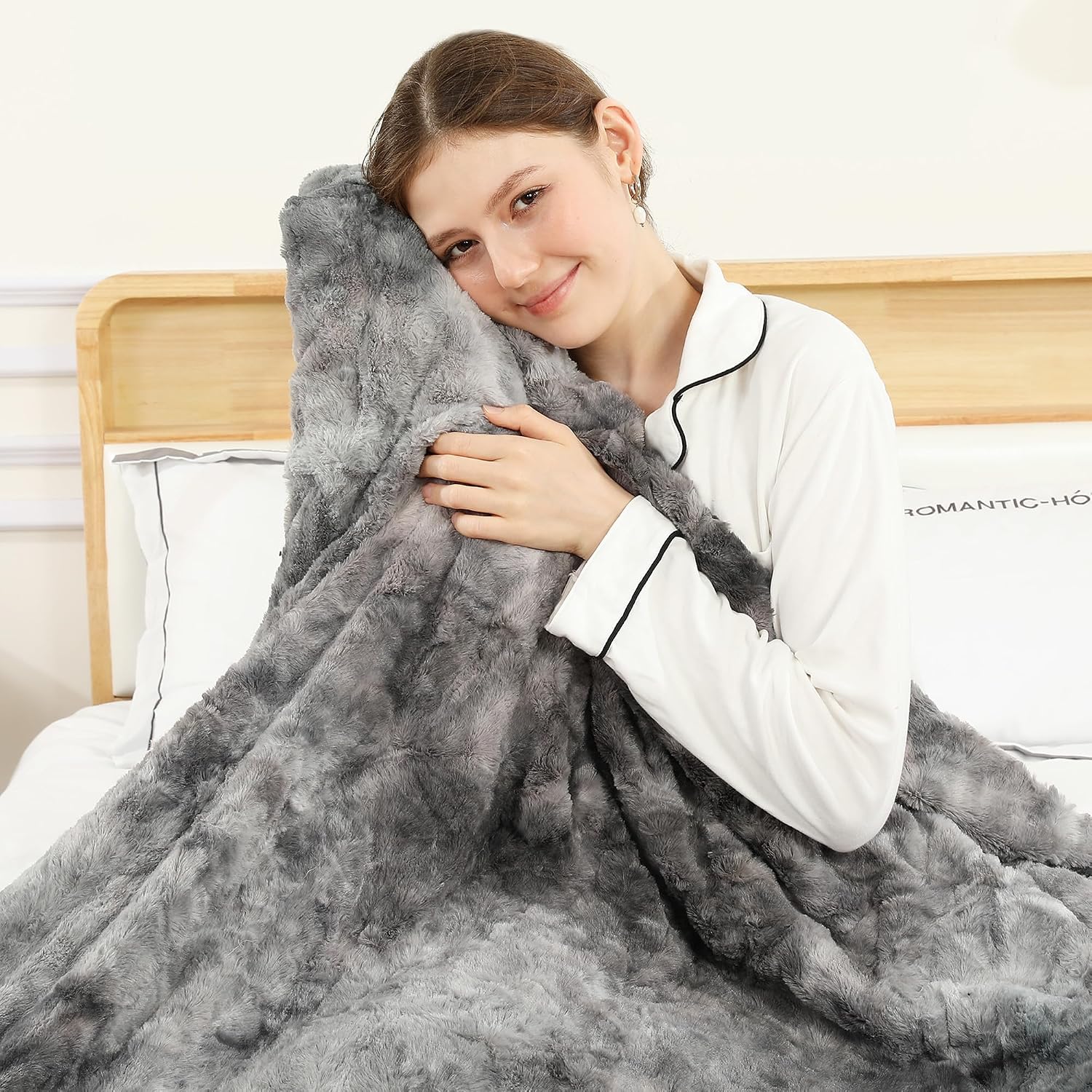 ESTINGO Manta Eléctrica Doble 200x150 cm, Manta Calefactora para Cama y Sofá, 6 Niveles de Temperatura, Temporizador de 10h, Apagado Automático, Protección contra Sobrecalentamiento, Lavable a 30°C